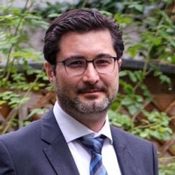 Dr. Rouzbeh Amini 